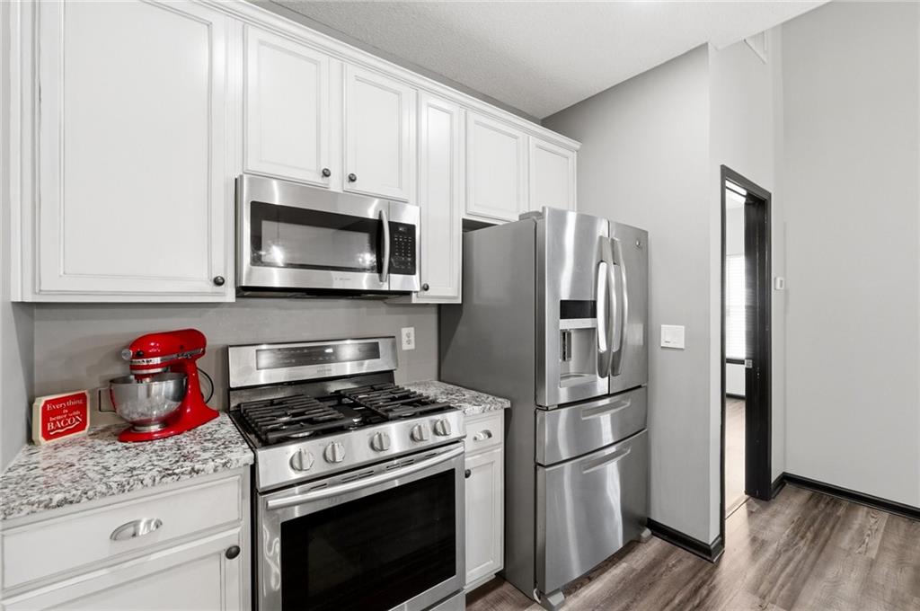 16 Shaw Boulevard Property Photo 8