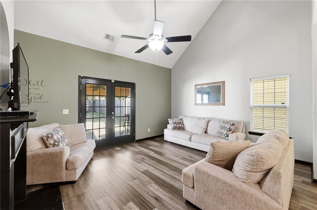 16 Shaw Boulevard Property Photo 10
