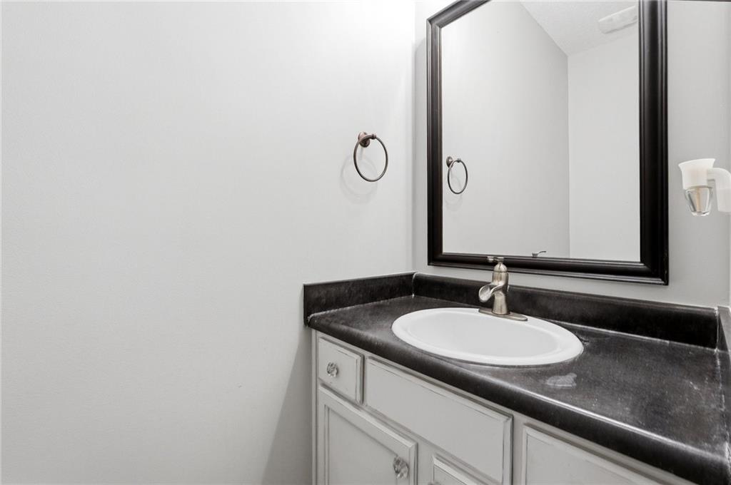 16 Shaw Boulevard Property Photo 21