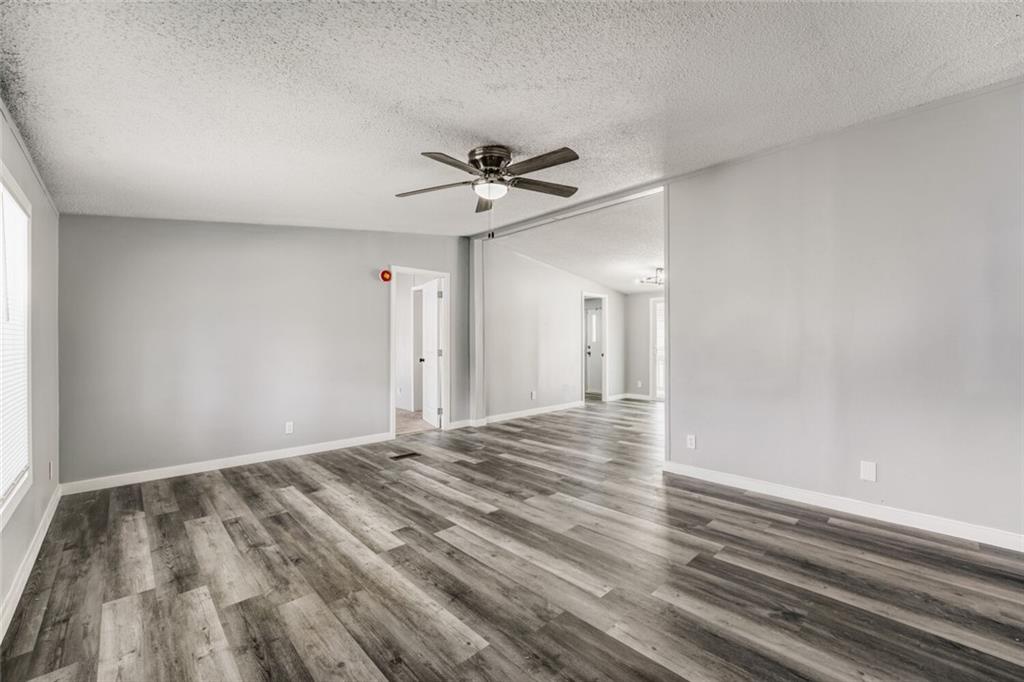 916 Bel Air Boulevard Property Photo 4
