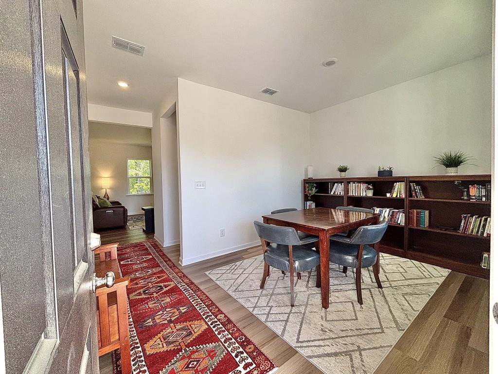 2921 Salinger Way Property Photo 8