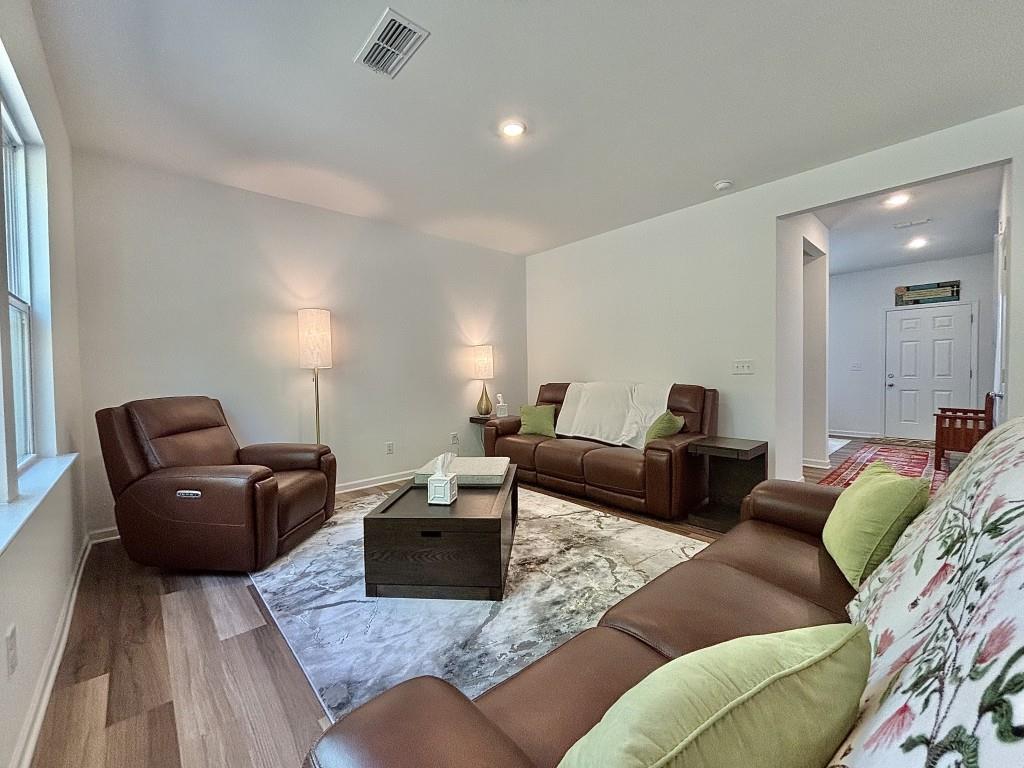 2921 Salinger Way Property Photo 17