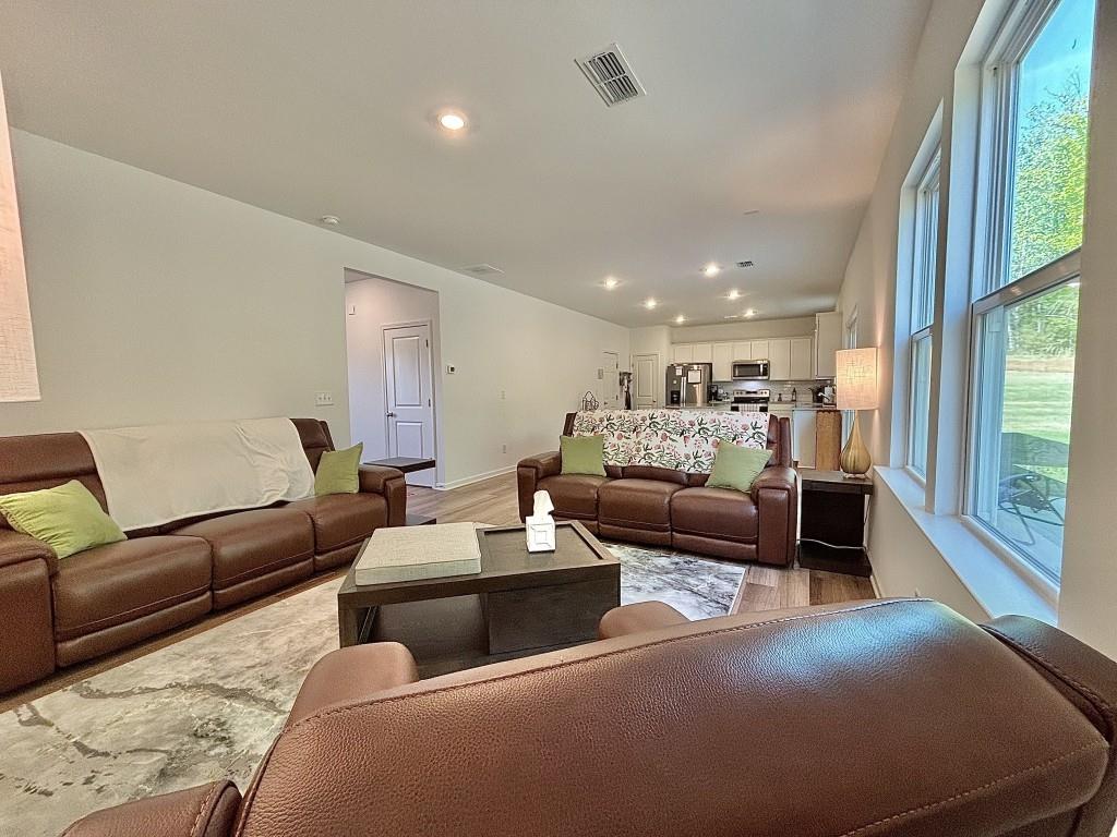 2921 Salinger Way Property Photo 19