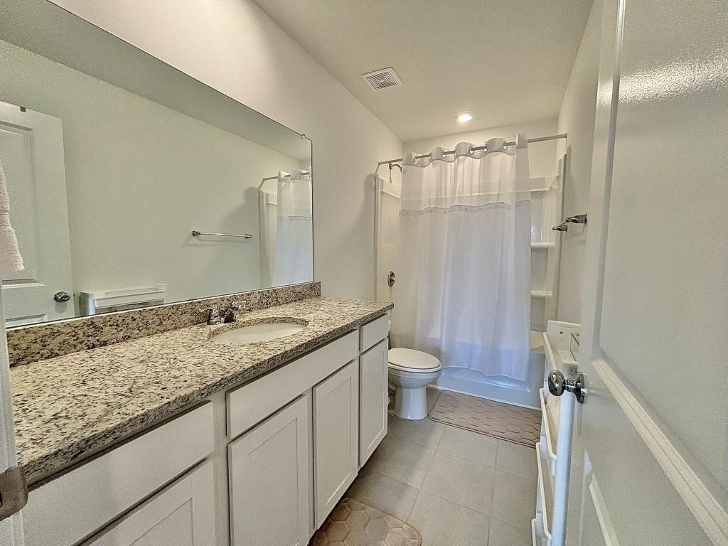 2921 Salinger Way Property Photo 32