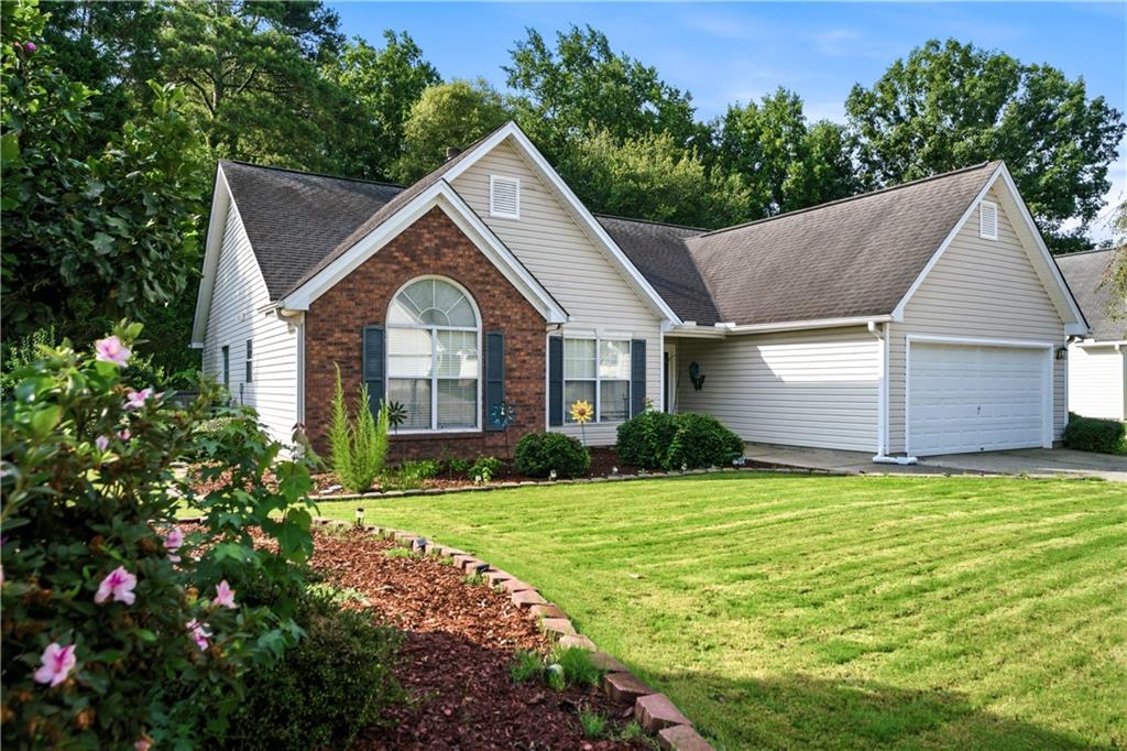 3289 Hampton Trace Court Property Photo 1