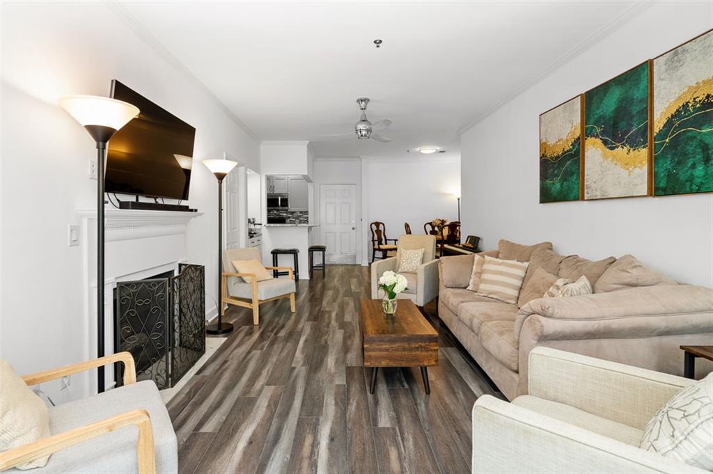 2921 Lenox Road Ne Unit 305 Property Photo 16