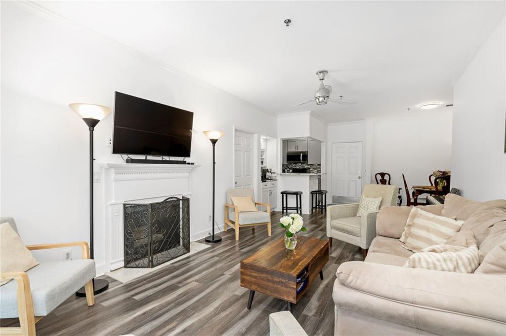 2921 Lenox Road Ne Unit 305 Property Photo 17