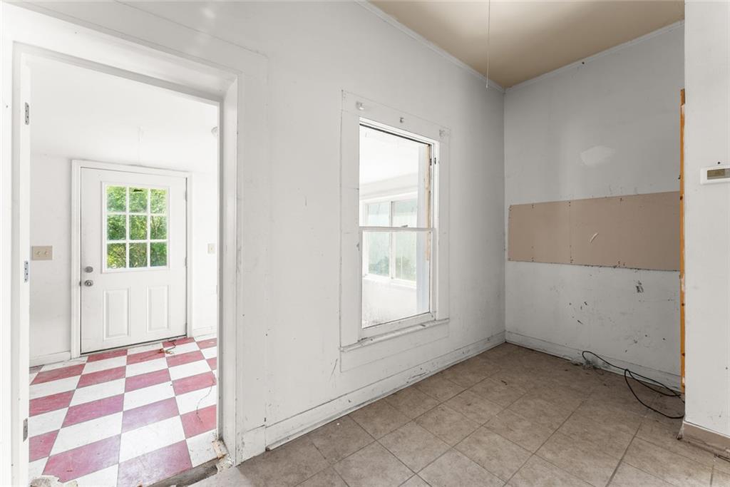 160 E Currahee Street Property Photo 14