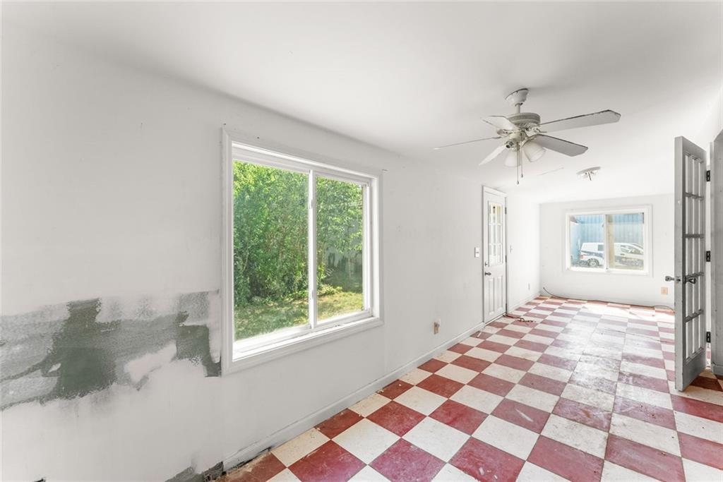 160 E Currahee Street Property Photo 16