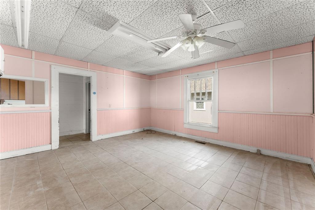 160 E Currahee Street Property Photo 17
