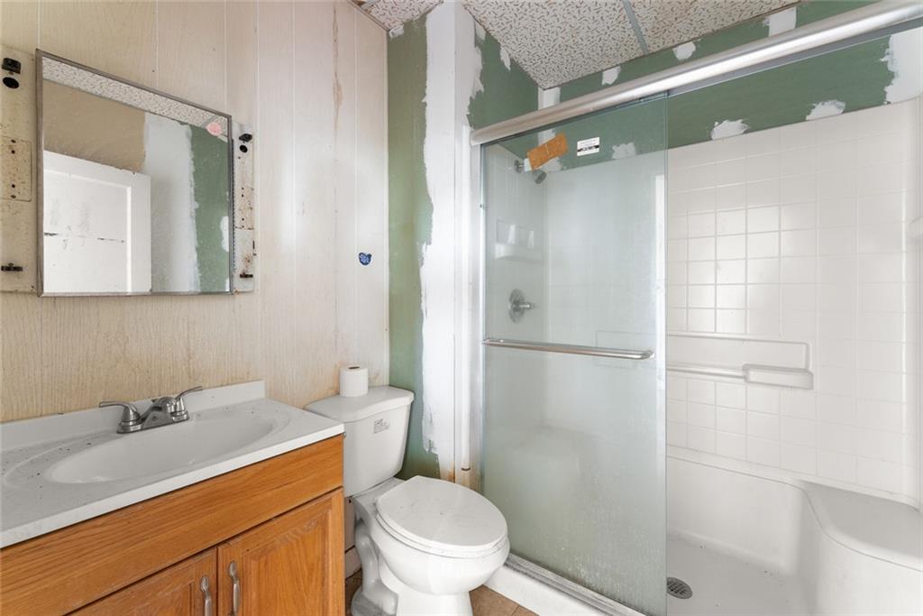 160 E Currahee Street Property Photo 19