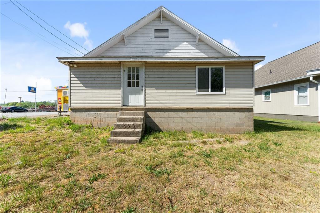 160 E Currahee Street Property Photo 25