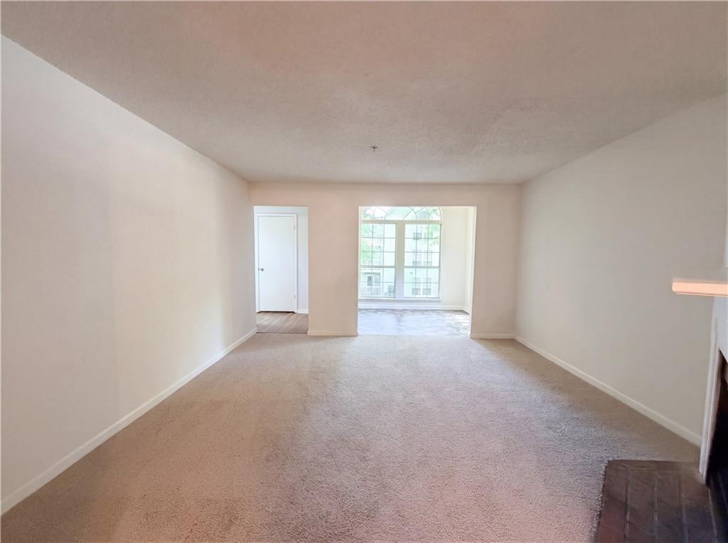 573 Cobblestone Trail Property Photo 5