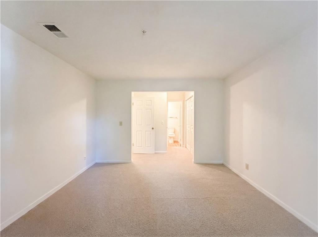 573 Cobblestone Trail Property Photo 9