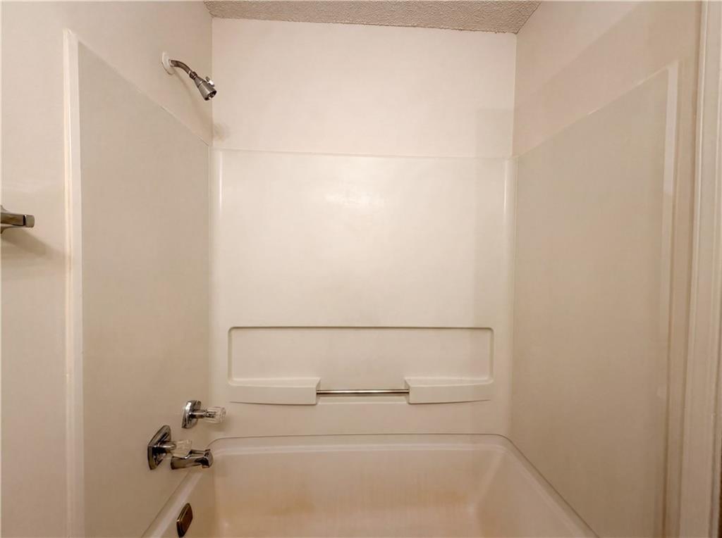 573 Cobblestone Trail Property Photo 16