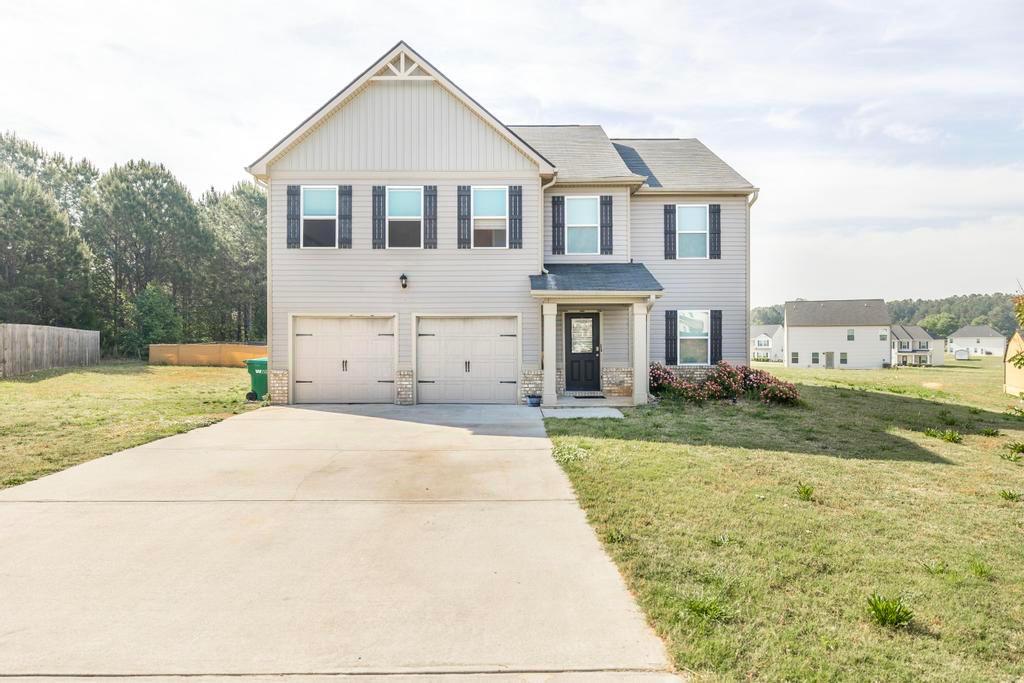 102 Clarks Court Property Photo 1