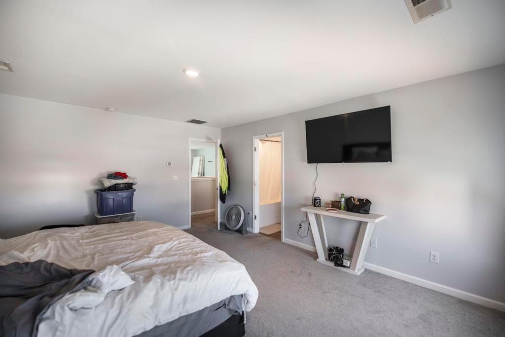 102 Clarks Court Property Photo 29