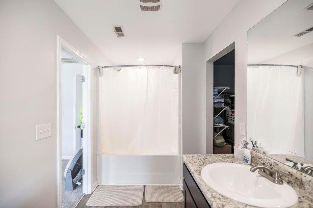102 Clarks Court Property Photo 31