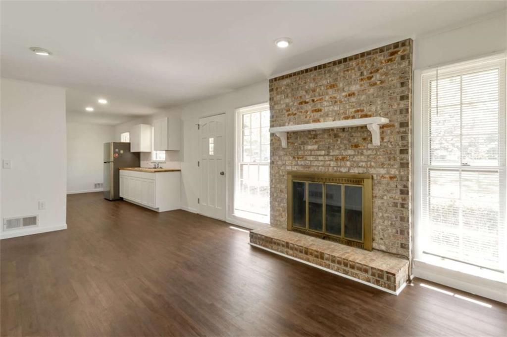 515 Kelton Road Property Photo 16