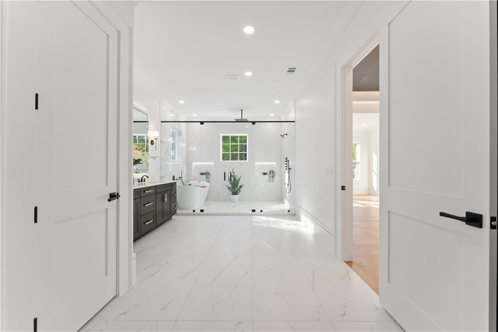 2366 Wall Road Property Photo 25