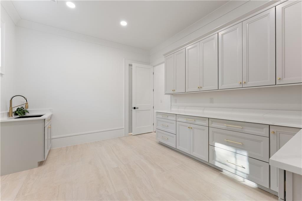 2366 Wall Road Property Photo 35