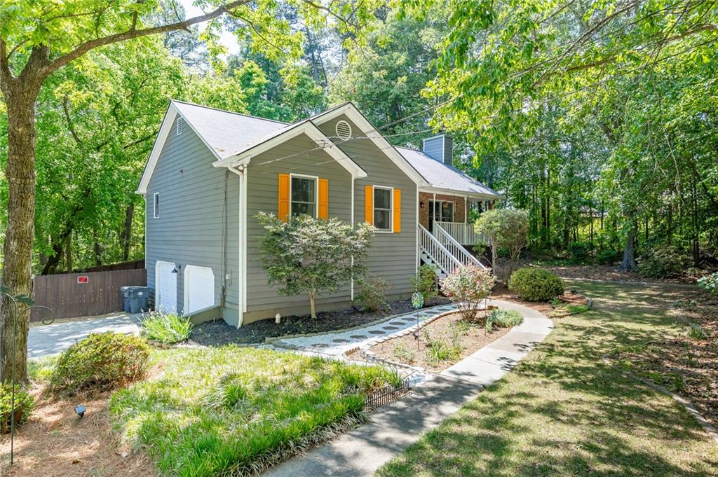 475 Tanner Road Property Photo 2