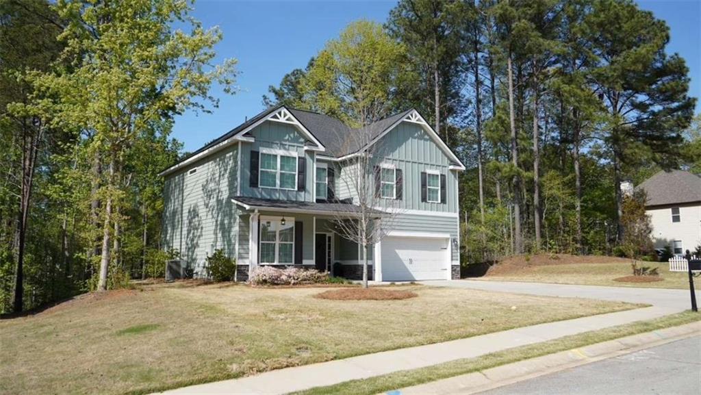 832 Brown Thrasher Way Property Photo 3