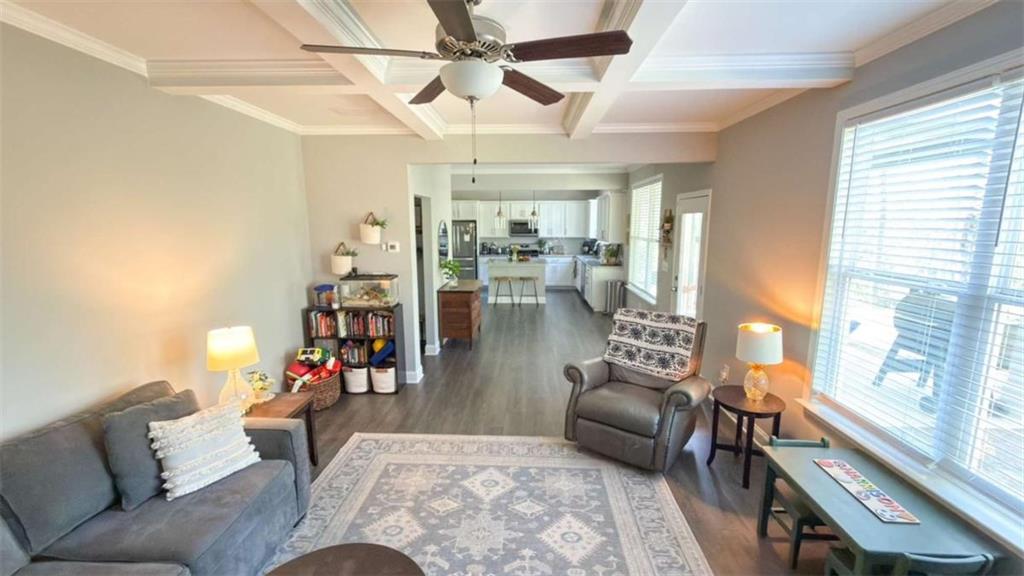 832 Brown Thrasher Way Property Photo 4