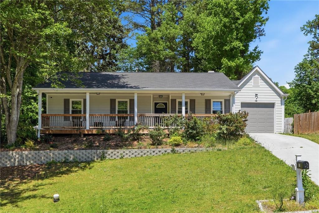 874 Fox Valley Drive Property Photo 1
