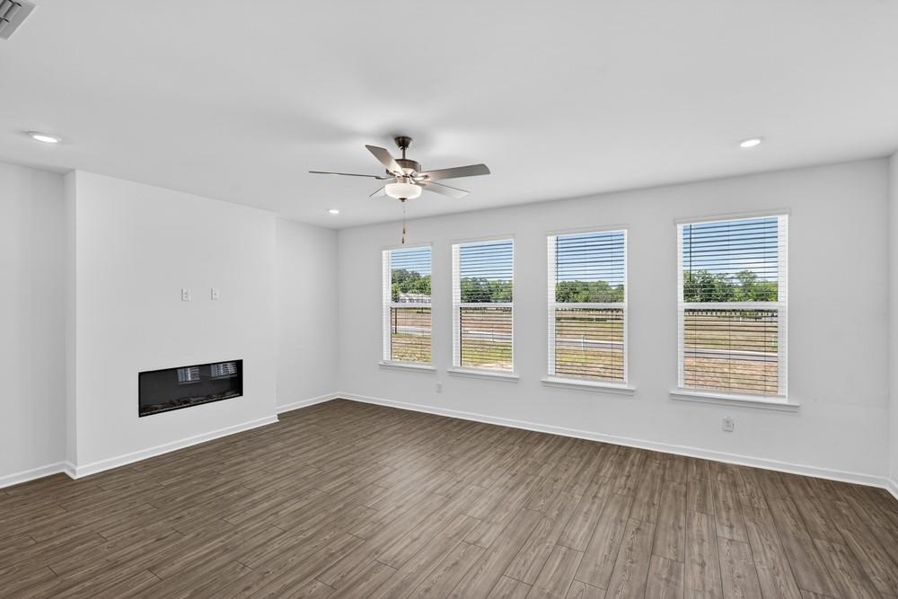623 Oak Bluff Drive Property Photo 3