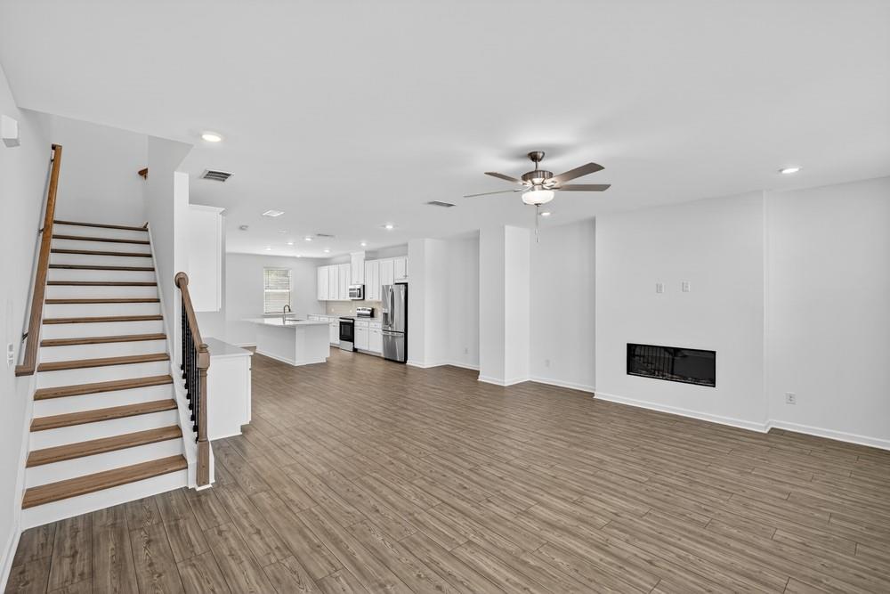 623 Oak Bluff Drive Property Photo 11