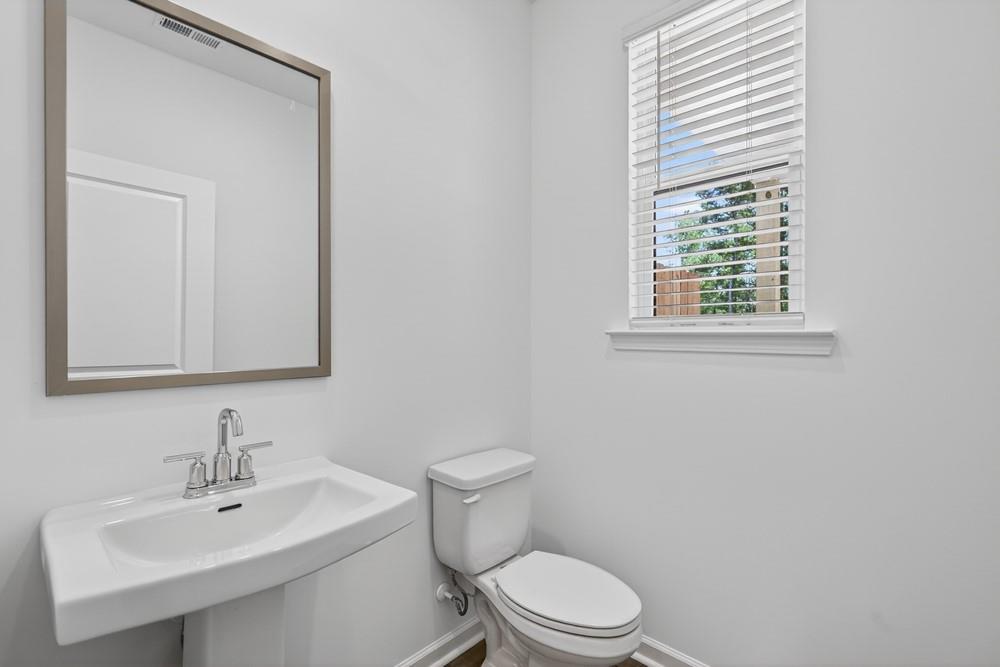 623 Oak Bluff Drive Property Photo 22