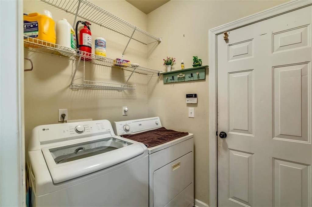 1427 Preserve Park Drive Property Photo 11