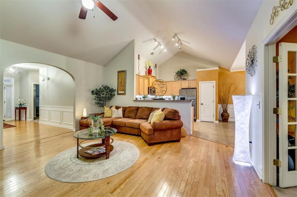 1427 Preserve Park Drive Property Photo 14