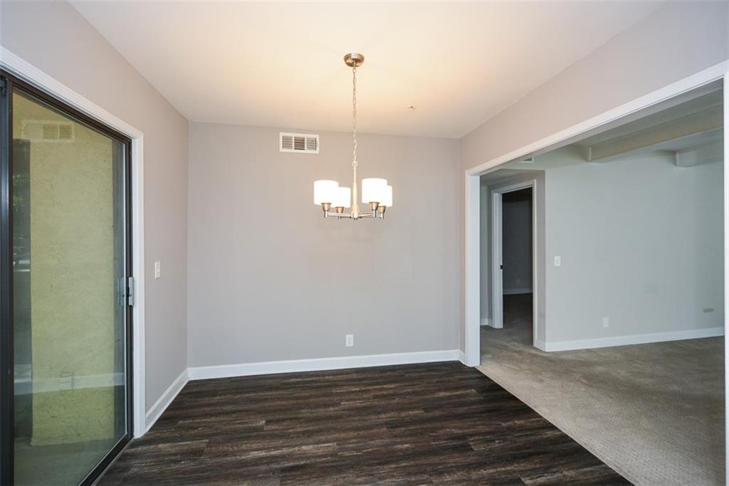 607 Lismore Se Property Photo 13