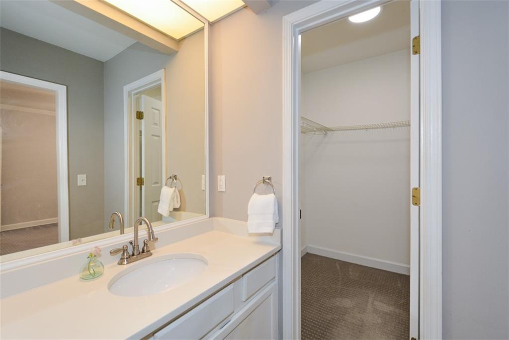 607 Lismore Se Property Photo 23
