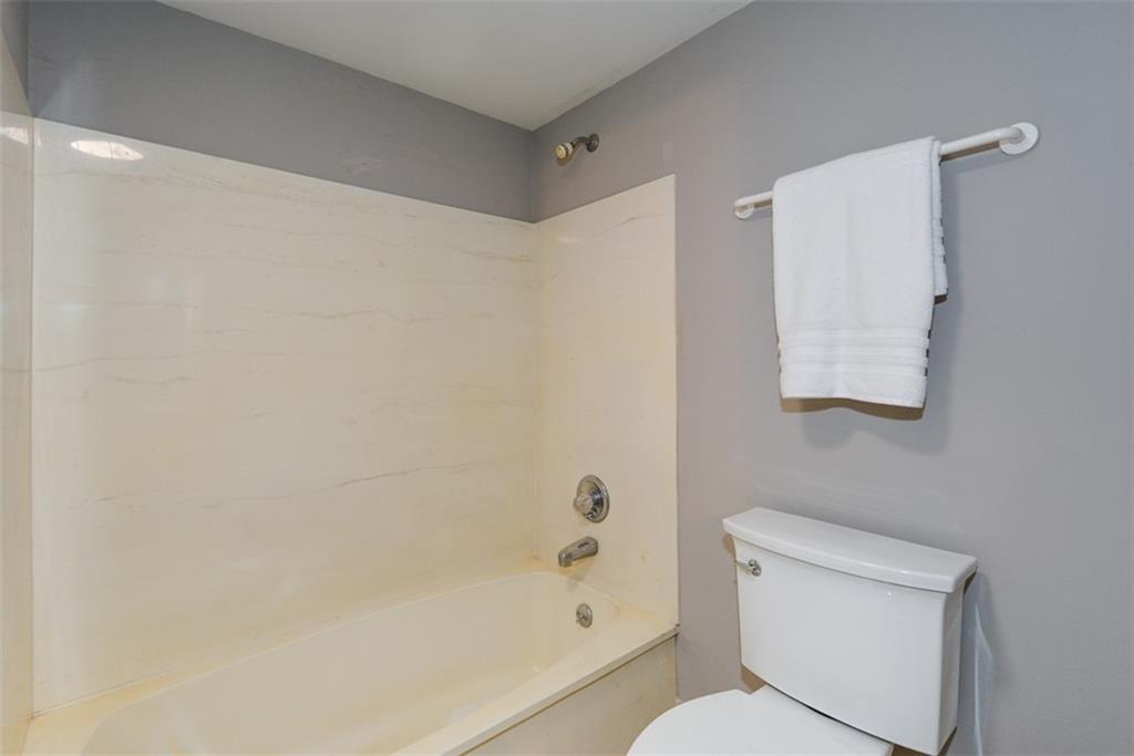 607 Lismore Se Property Photo 24