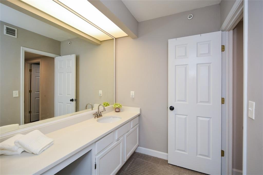 607 Lismore Se Property Photo 29