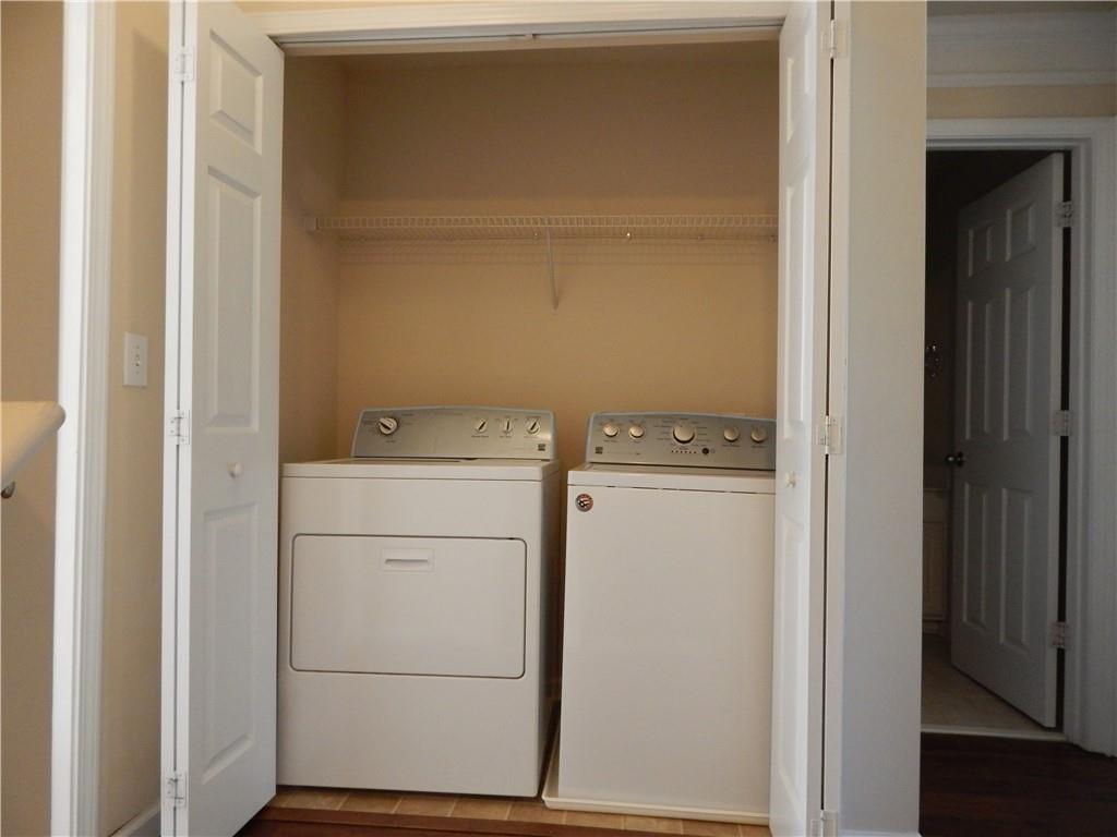 2199 Landing Walk Drive Property Photo 32