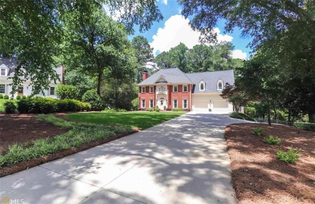 130 Winterthur Court Property Photo 2