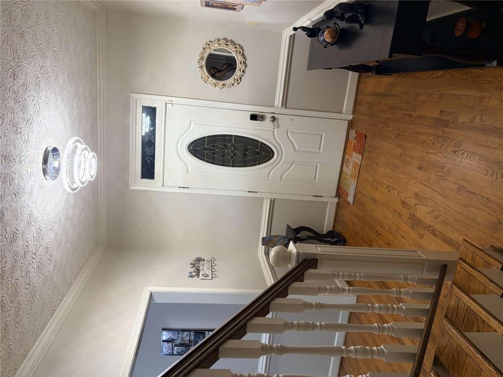 130 Winterthur Court Property Photo 3