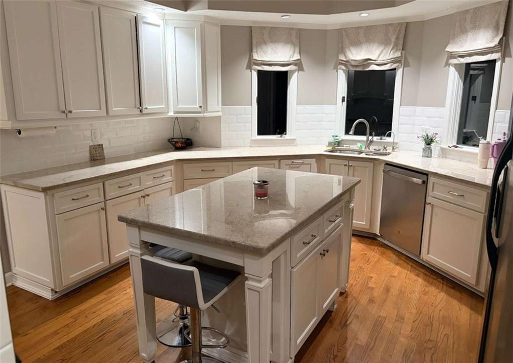 130 Winterthur Court Property Photo 7