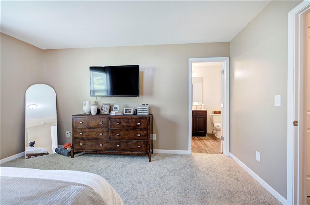 208 Grand Central Way Property Photo 28