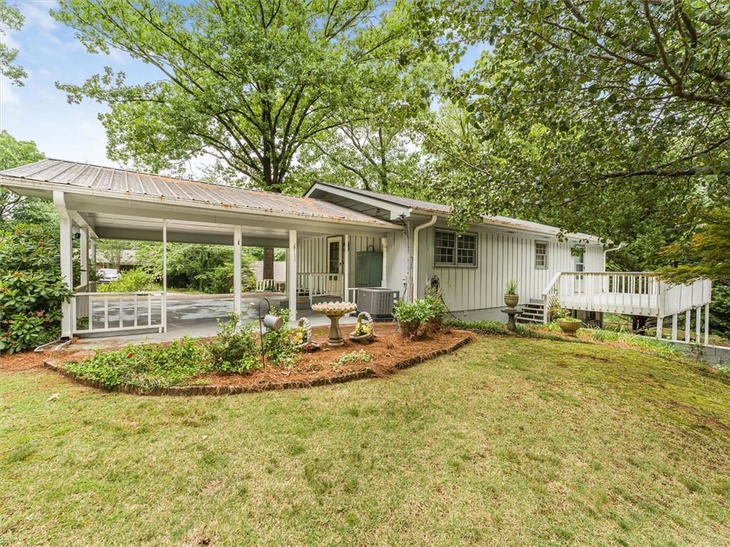 3946 Fraser Circle Property Photo 5