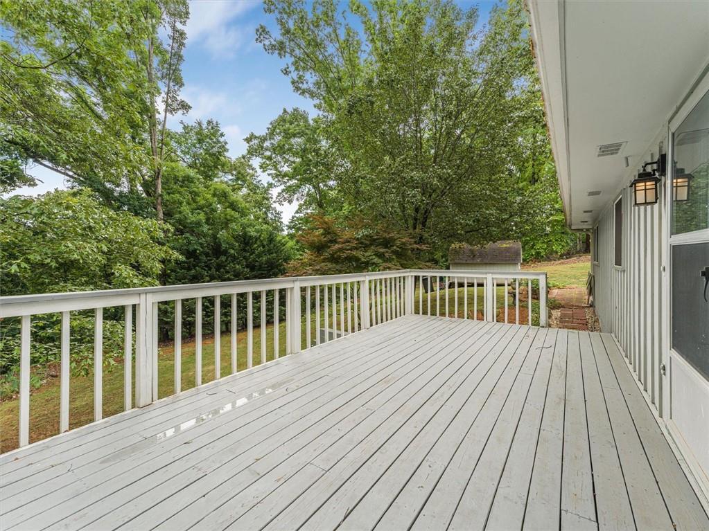 3946 Fraser Circle Property Photo 8