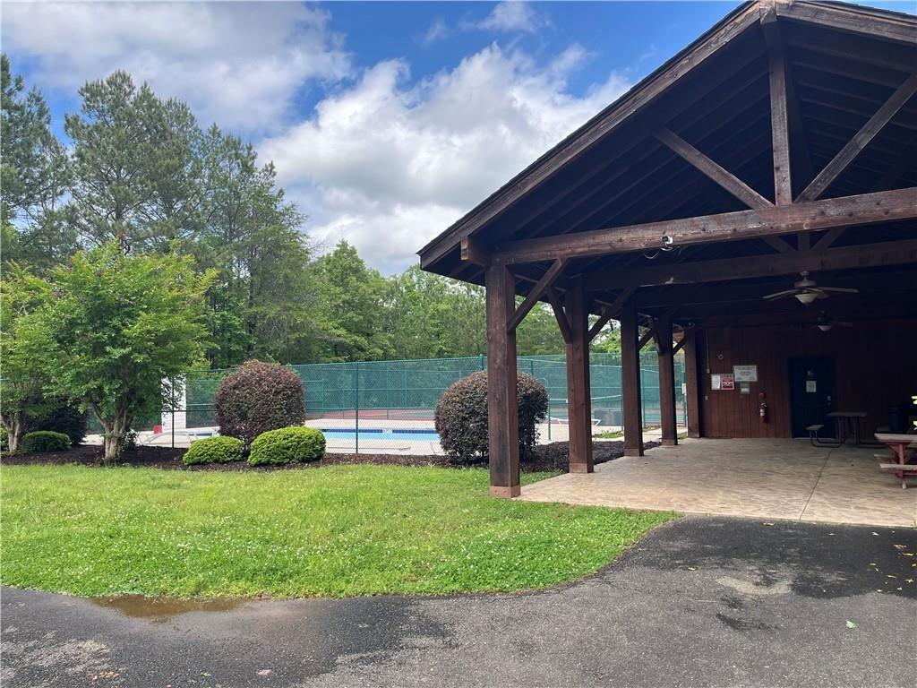 1720 Rebekah Ridge Road Property Photo 8