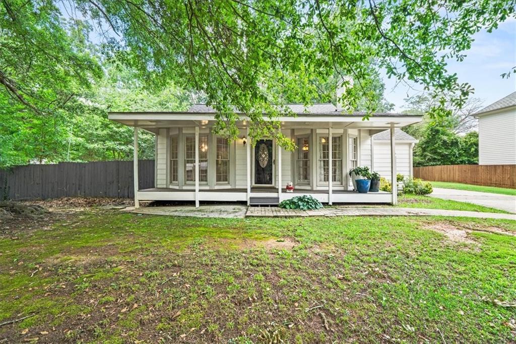 1661 Hudson Road Property Photo 1