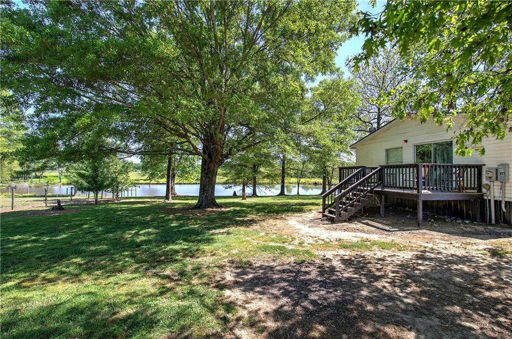 486 County Line Road Property Photo 3