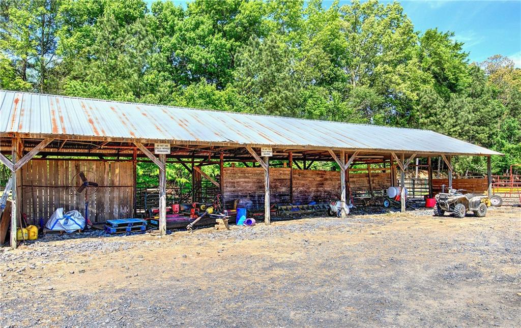486 County Line Road Property Photo 15