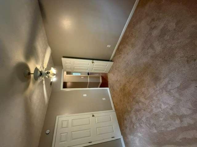 882 Whispering Way Property Photo 7